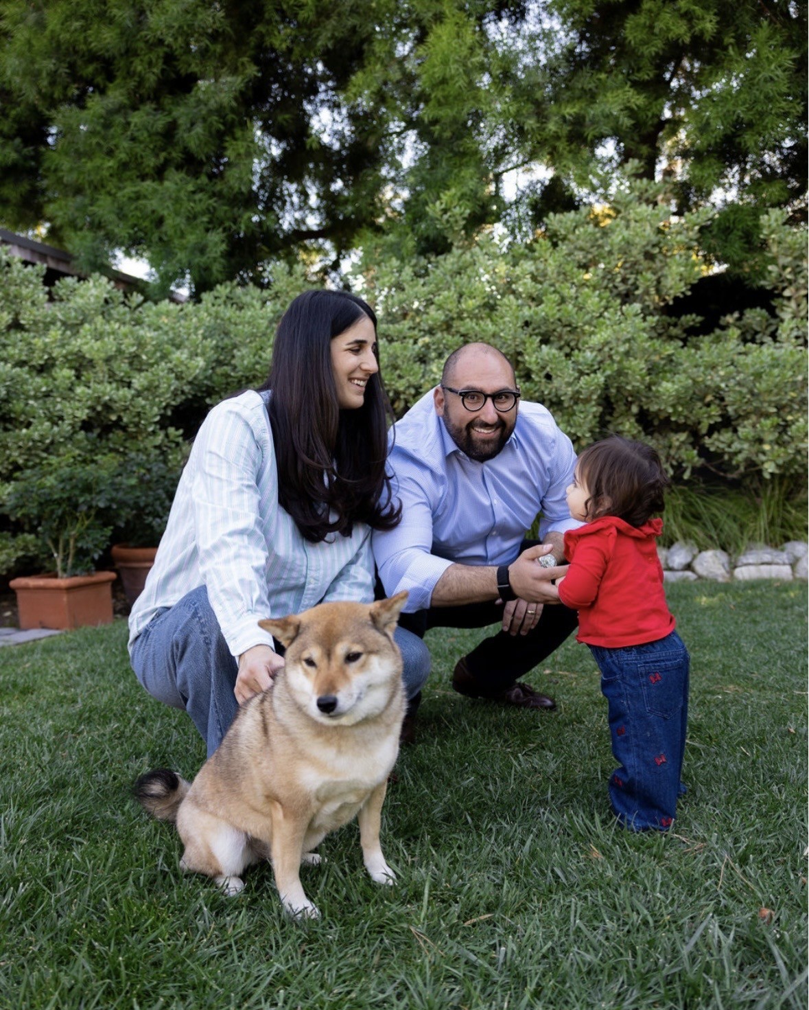 Nerses Aposhian with his family